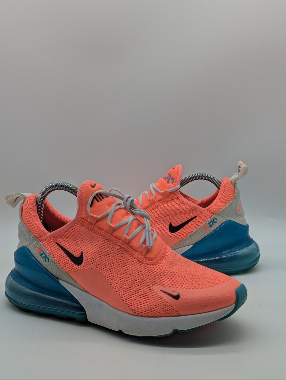 Nike Air Max 270 Lava Glow Pink Blue Women's Size 9.5 CI5856‑600 Running Shoes